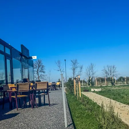 Le Jardin Glamping 오라비차